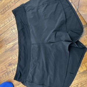 Lululemon speed up 4” size 12